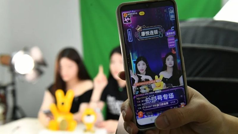 空调维修的收费标准通常由以下几个部分构成：